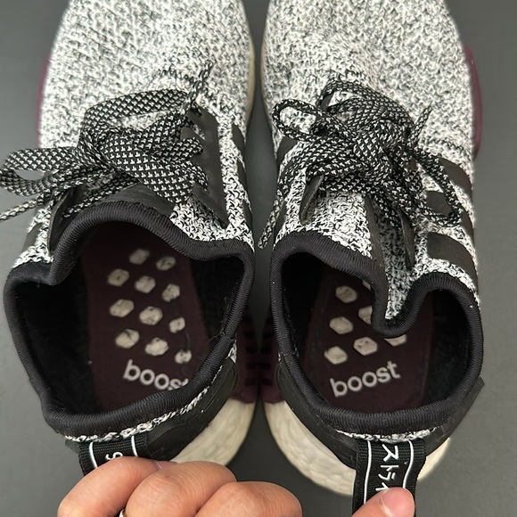 Worn adidas NMD shoe kids/womens - Picture 5 of 9